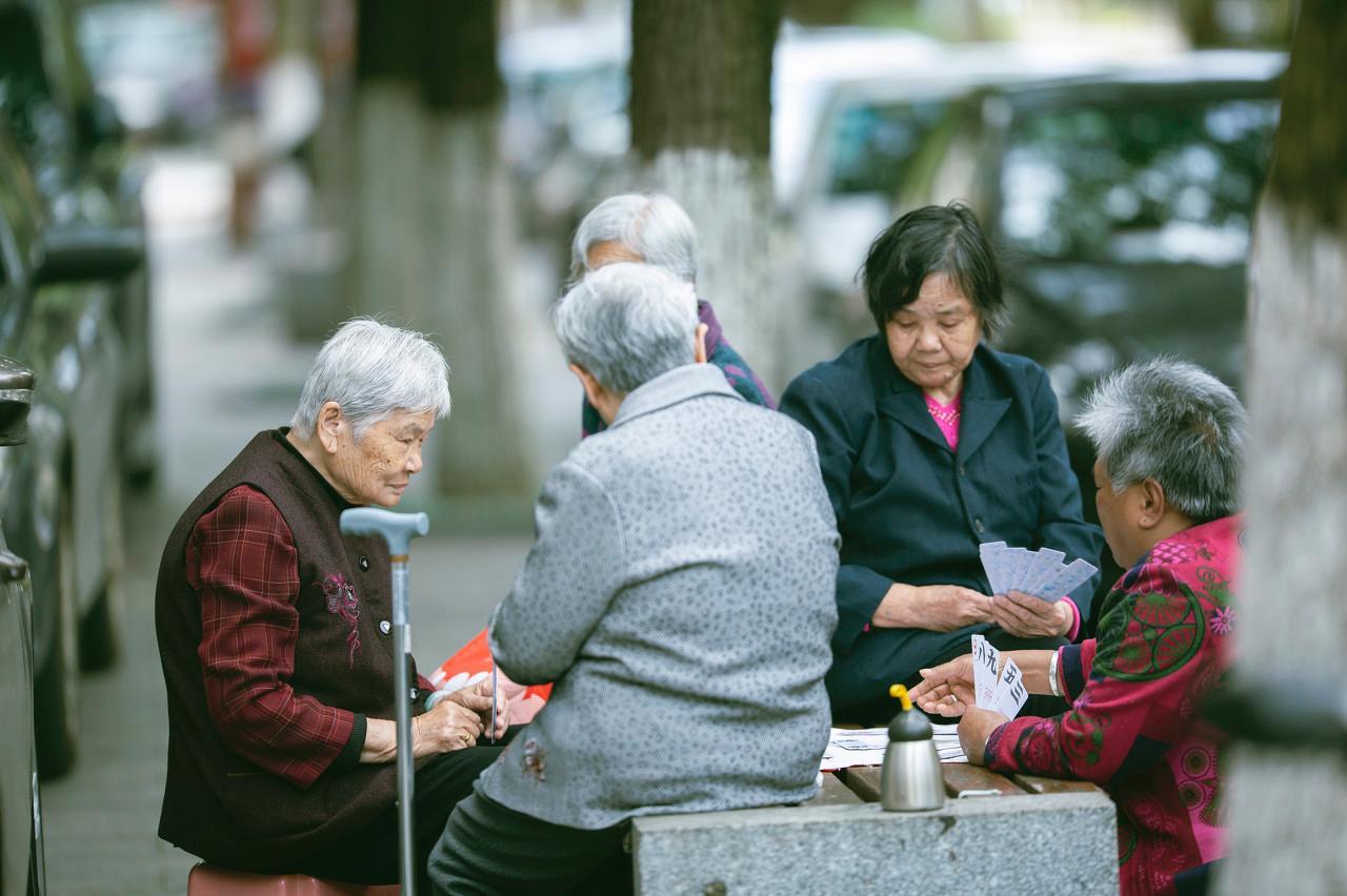 关于公务员报名时间探讨，预测与分析2025年报名趋势